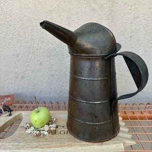 Vintage DOVER  Half Gallon Oil Can